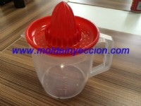 Molde de inyeccion de jarra con exprimidor manual de plastico